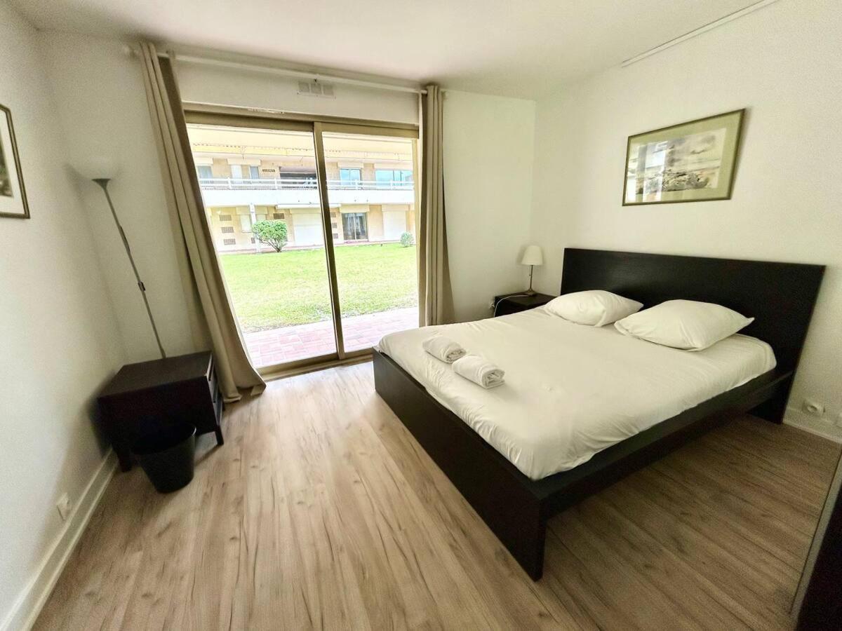 The Golden Triangle Apartment Deauville Exterior photo